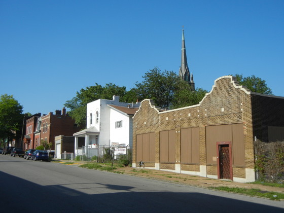 Looking east along Texas Avenue from Sidney Street.